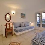 Mykonian Dianthus Villa *