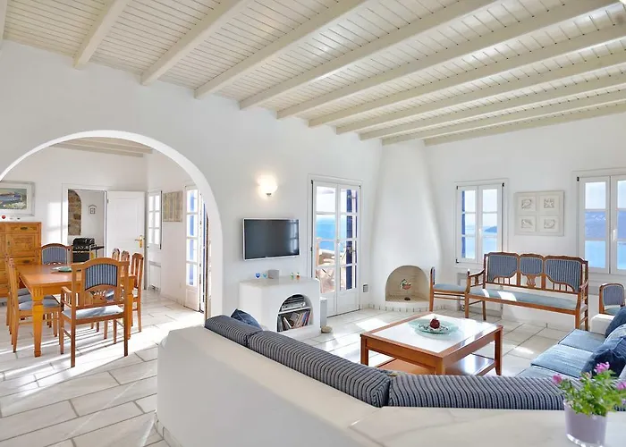 Mykonian Dianthus Villa